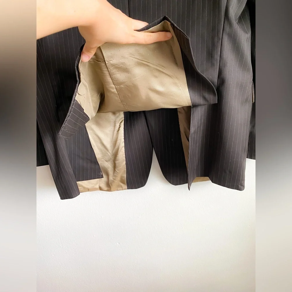 Calvin Klein Wool Pinstripe Brown Blazer Sport Coat Suit Jacket Three Button 42R
